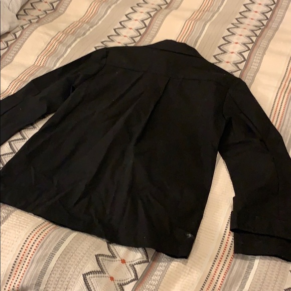 Black Jacket - Picture 4 of 6